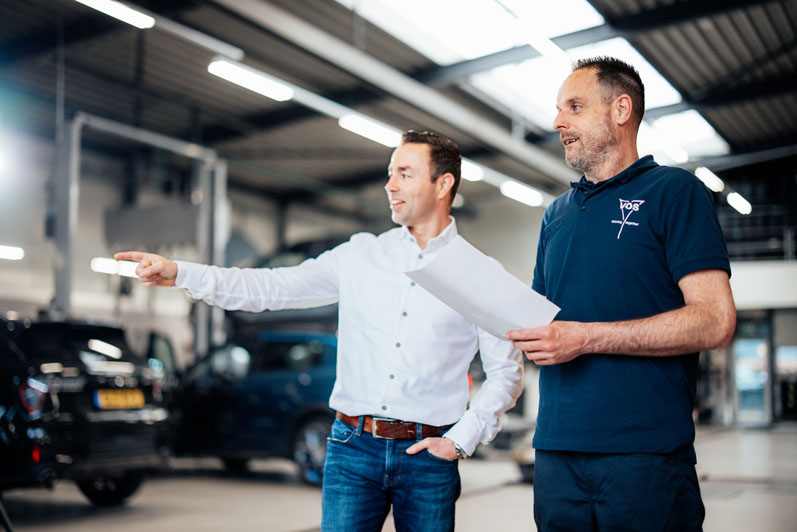 collega's die samen overleggen