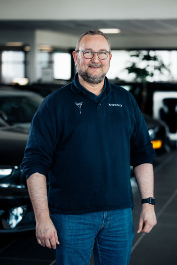 werknemer voor de auto